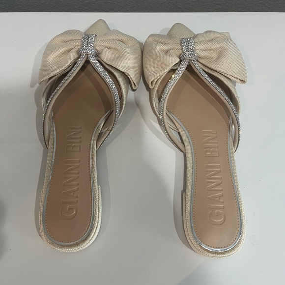 GIANNI BINI SZ 8 RHINE STONE FLATS - Picture 2 of 8